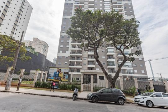 Fachada de apartamento para alugar com 2 quartos, 53m² em Vila Nair, São Paulo
