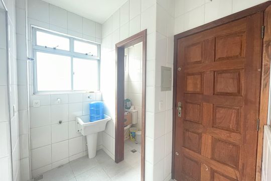 Área de serviço de apartamento à venda com 4 quartos, 160m² em São Luiz, Belo Horizonte