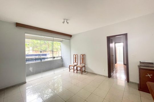 Sala de apartamento à venda com 4 quartos, 160m² em São Luiz, Belo Horizonte