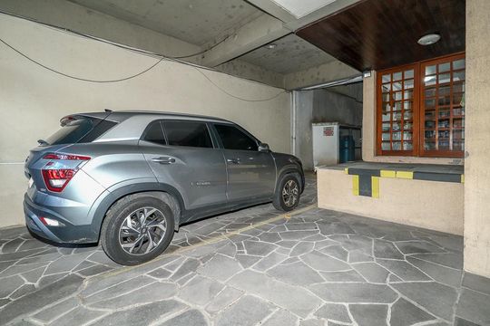 Garagem de apartamento à venda com 1 quarto, 87m² em Boa Vista, Porto Alegre