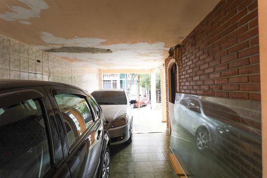 Garagem de casa para alugar com 3 quartos, 170m² em Jardim Japao, São Paulo