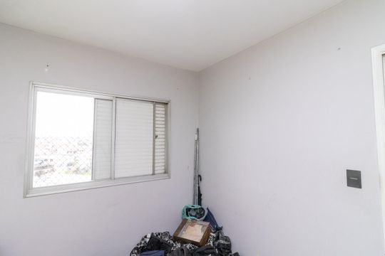 Quarto 2 de apartamento para alugar com 2 quartos, 54m² em Vila Buenos Aires, São Paulo