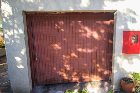 Garagem de apartamento à venda com 2 quartos, 61m² em Azenha, Porto Alegre