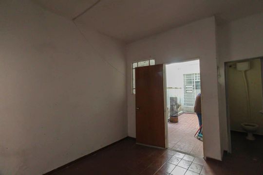 Quarto de Serviço de casa para alugar com 6 quartos, 300m² em Chácara Mafalda, São Paulo