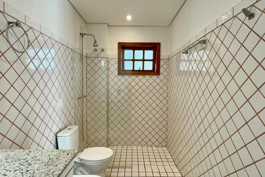 Banheiro da Suíte 1 de casa à venda com 4 quartos, 400m² em Vila Madalena, São Paulo