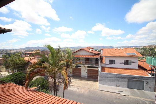 Vista Terraço de casa à venda com 4 quartos, 273m² em Tirol, Contagem