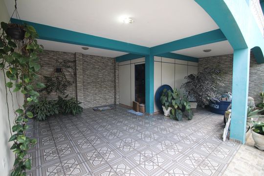 Garagem de casa à venda com 4 quartos, 273m² em Tirol, Contagem