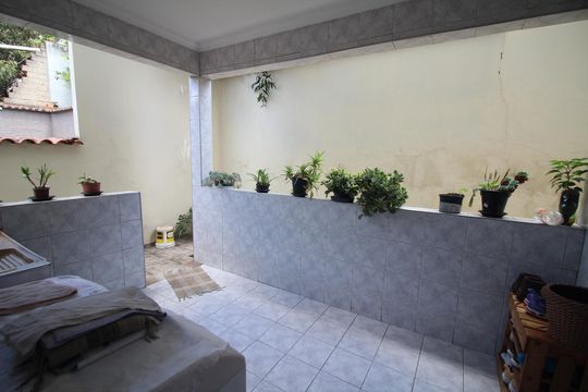 Área de Serviço de casa à venda com 4 quartos, 273m² em Tirol, Contagem