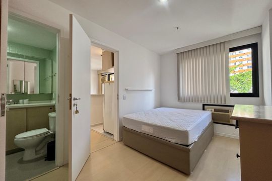 Suite de apartamento para alugar com 1 quarto, 38m² em Botafogo, Rio de Janeiro