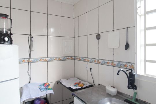 Cozinha e Área de Serviço de apartamento para alugar com 2 quartos, 40m² em Serra Verde, Belo Horizonte
