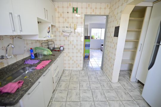 Cozinha de apartamento à venda com 3 quartos, 91m² em Parque Anhanguera, Goiânia