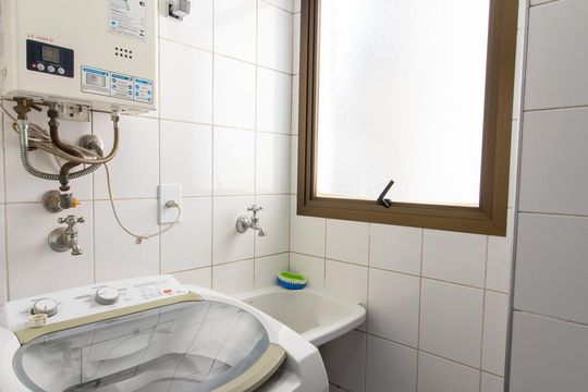 Área de Serviço de apartamento para alugar com 2 quartos, 58m² em Cambuí, Campinas