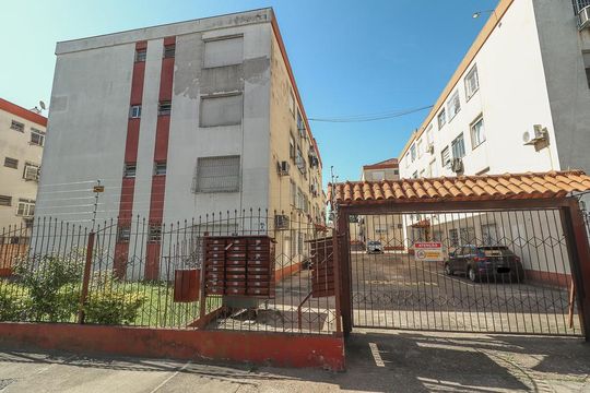 Fachada de apartamento para alugar com 1 quarto, 35m² em Jardim Dona Leopoldina, Porto Alegre