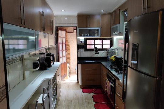 Cozinha de casa à venda com 3 quartos, 164m² em Pestana, Osasco