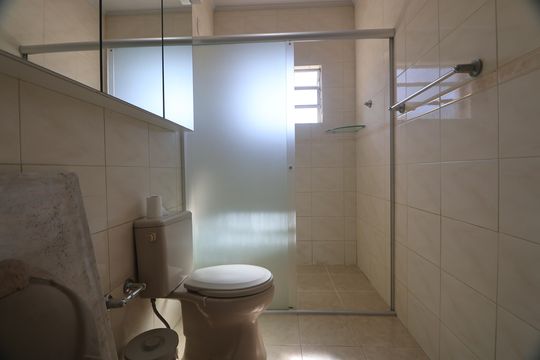 Banheiro 2 de casa à venda com 4 quartos, 260m² em Mathias Velho, Canoas