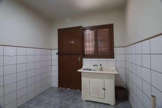 Área de Serviço 1 de casa à venda com 4 quartos, 260m² em Mathias Velho, Canoas