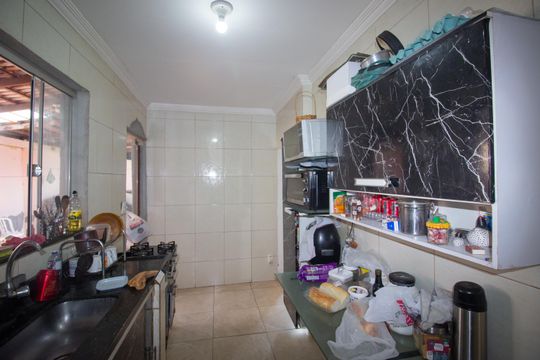 Cozinha de casa para alugar com 3 quartos, 370m² em Fonte Grande, Contagem