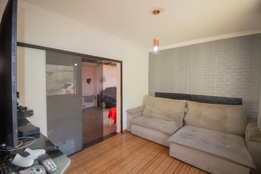 Sala de casa à venda com 3 quartos, 370m² em Fonte Grande, Contagem