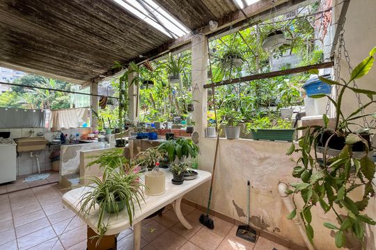 Área de Serviço de casa à venda com 4 quartos, 305m² em Vila Pereira Barreto, São Paulo