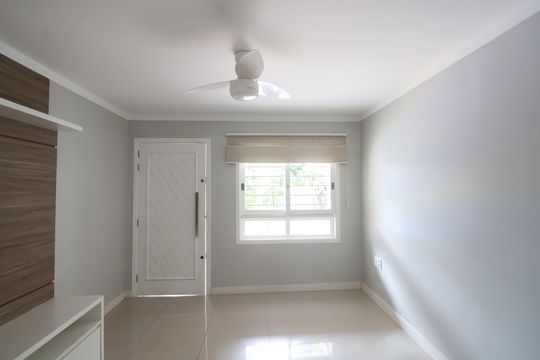 Sala 1 de casa à venda com 4 quartos, 285m² em Nossa Senhora das Gracas, Canoas