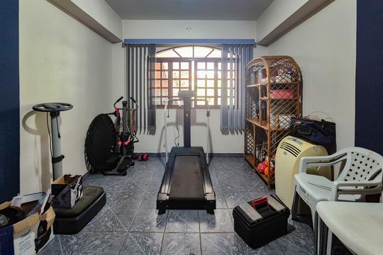 Academia de casa à venda com 4 quartos, 450m² em Vila Euclides, São Bernardo do Campo