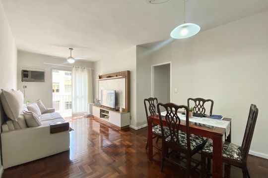 Apartamento à venda com 2 quartos, 79m² em Copacabana, Rio de Janeiro