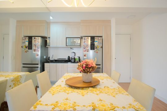 Cozinha  de apartamento à venda com 2 quartos, 100m² em Vila Carrão, São Paulo
