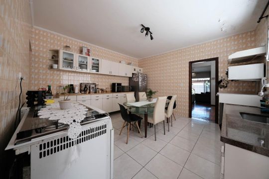 Cozinha de casa à venda com 4 quartos, 120m² em Vila Granada, São Paulo