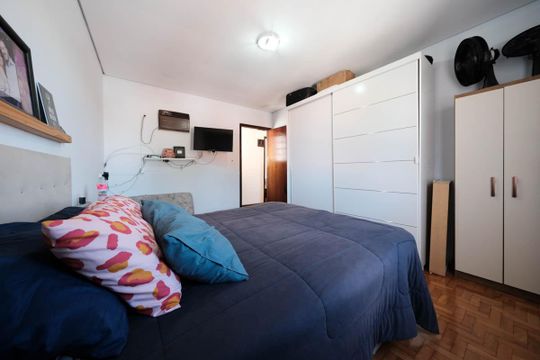 Quarto 2 de casa à venda com 4 quartos, 120m² em Vila Granada, São Paulo