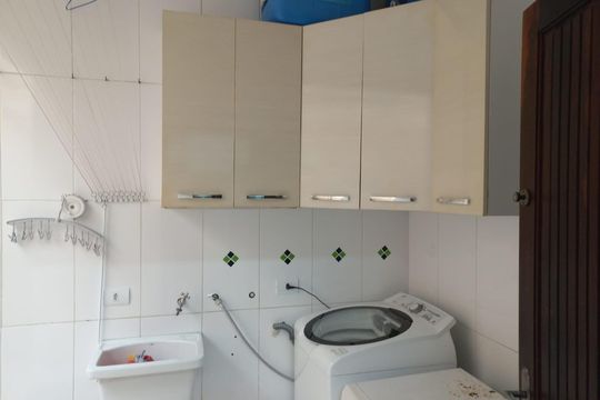 Área de Serviço de casa à venda com 3 quartos, 212m² em Baeta Neves, São Bernardo do Campo