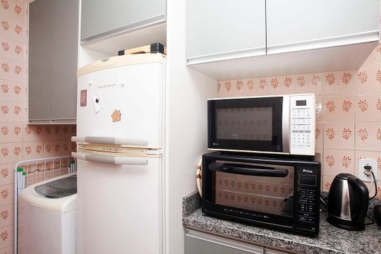 Cozinha de apartamento à venda com 1 quarto, 34m² em Partenon, Porto Alegre