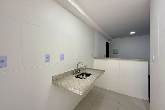 Cozinha de apartamento para alugar com 2 quartos, 56m² em Santo Amaro, São Paulo