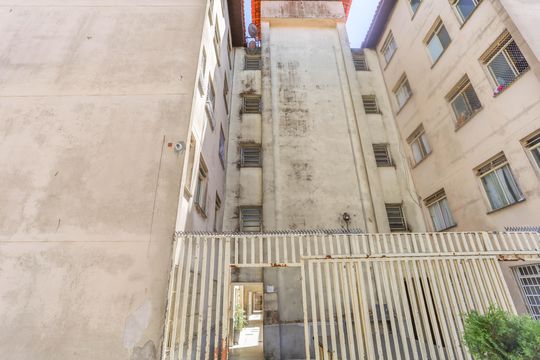 Fachada do bloco de apartamento à venda com 2 quartos, 45m² em Conceição, Diadema