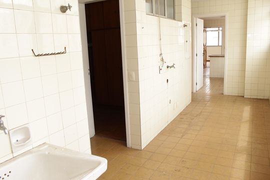 Área de Serviço de apartamento à venda com 3 quartos, 248m² em Santa Cecilia, São Paulo