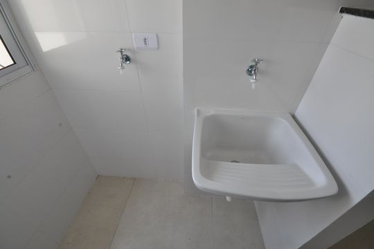Área de Serviço de apartamento para alugar com 2 quartos, 45m² em Vila Constança, São Paulo