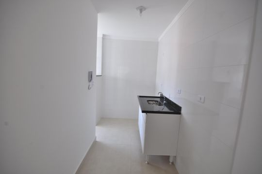 Cozinha de apartamento para alugar com 2 quartos, 45m² em Vila Constança, São Paulo