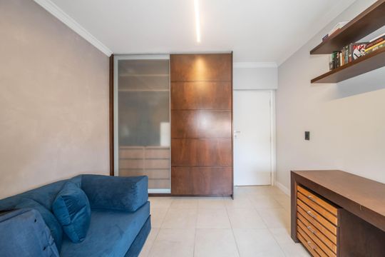 Quarto 1 de apartamento à venda com 2 quartos, 110m² em Jardim das Acacias, São Paulo