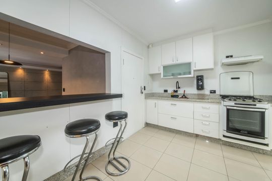 Apartamento à venda com 2 quartos, 110m² em Jardim das Acacias, São Paulo