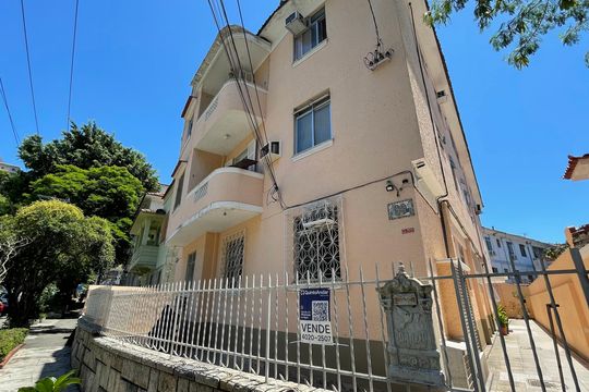 Fachada de apartamento à venda com 1 quarto, 47m² em Grajaú, Rio de Janeiro