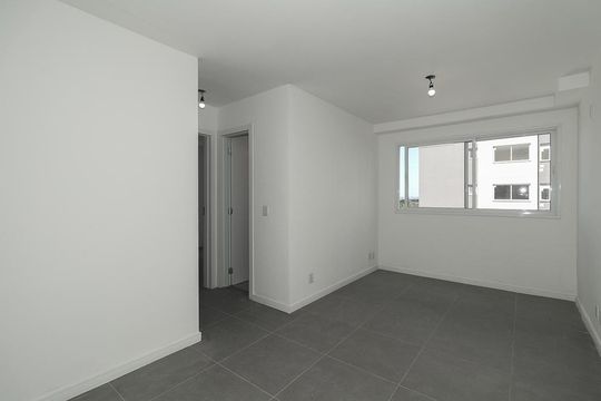 Apartamento para alugar com 2 quartos, 60m² em Jardim Sabará, Porto Alegre