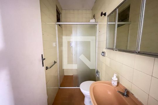Casa à venda com 3 quartos, 125m² em Cidade São Francisco, São Paulo