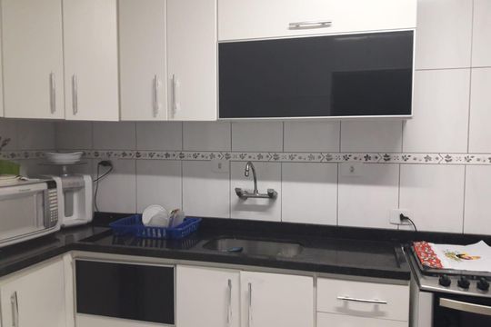 Cozinha de casa à venda com 3 quartos, 134m² em Jardim Monte Azul, São Paulo