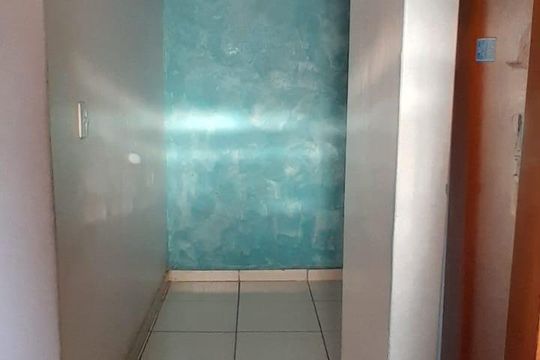 Corredor de casa à venda com 3 quartos, 134m² em Jardim Monte Azul, São Paulo