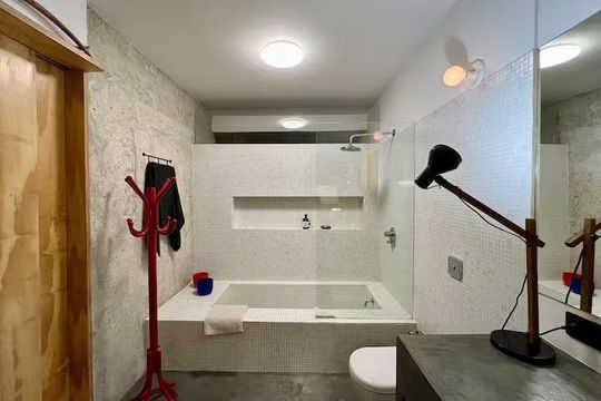 Banheiro de apartamento para alugar com 1 quarto, 110m² em Consolação, São Paulo