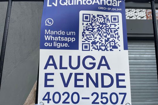 Plaquinha AHZP-314 de casa à venda com 2 quartos, 250m² em Vila Albano, São Paulo