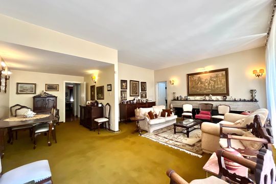 Casa para alugar com 3 quartos, 250m² em Indianópolis, São Paulo