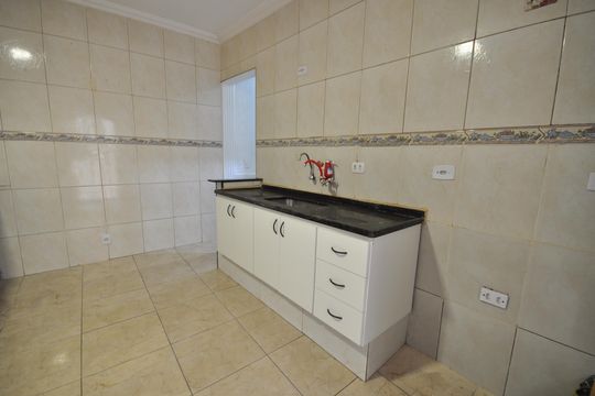 Cozinha de casa para alugar com 1 quarto, 75m² em Parque Edu Chaves, São Paulo