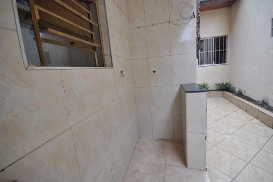 Área de Serviço de casa para alugar com 1 quarto, 75m² em Parque Edu Chaves, São Paulo
