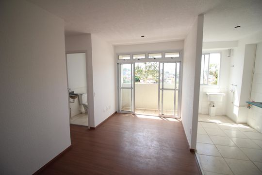 Sala de apartamento à venda com 2 quartos, 60m² em Jk, Contagem
