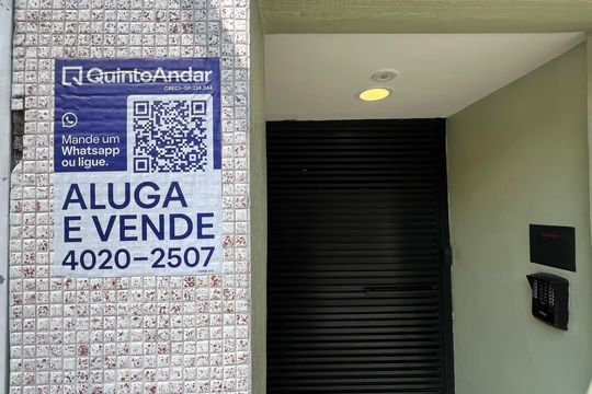 Placa de apartamento à venda com 2 quartos, 62m² em Vila Madalena, São Paulo